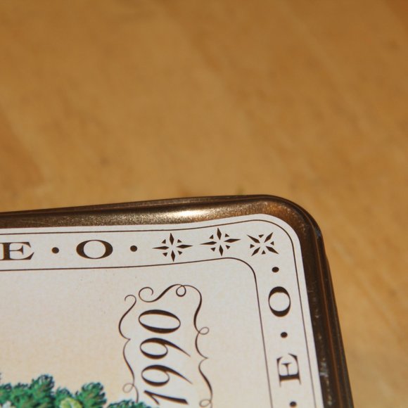 Oreo Tin - Picture 2 of 10